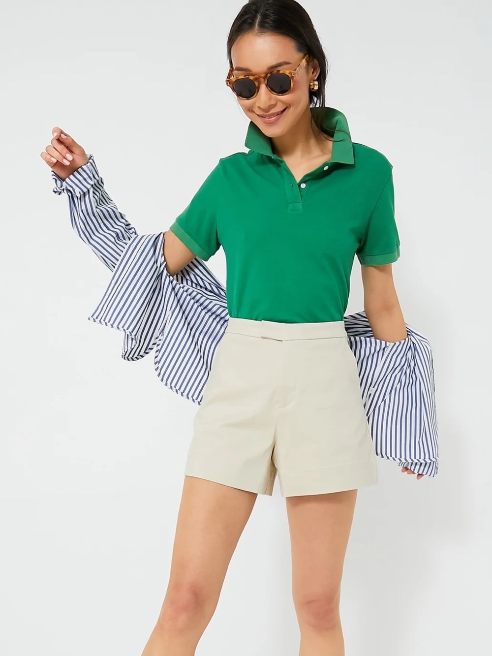 Tuckernuck Tan Ruth Shorts in Khaki Oyster Grey Size 2 Coastal Business Casual